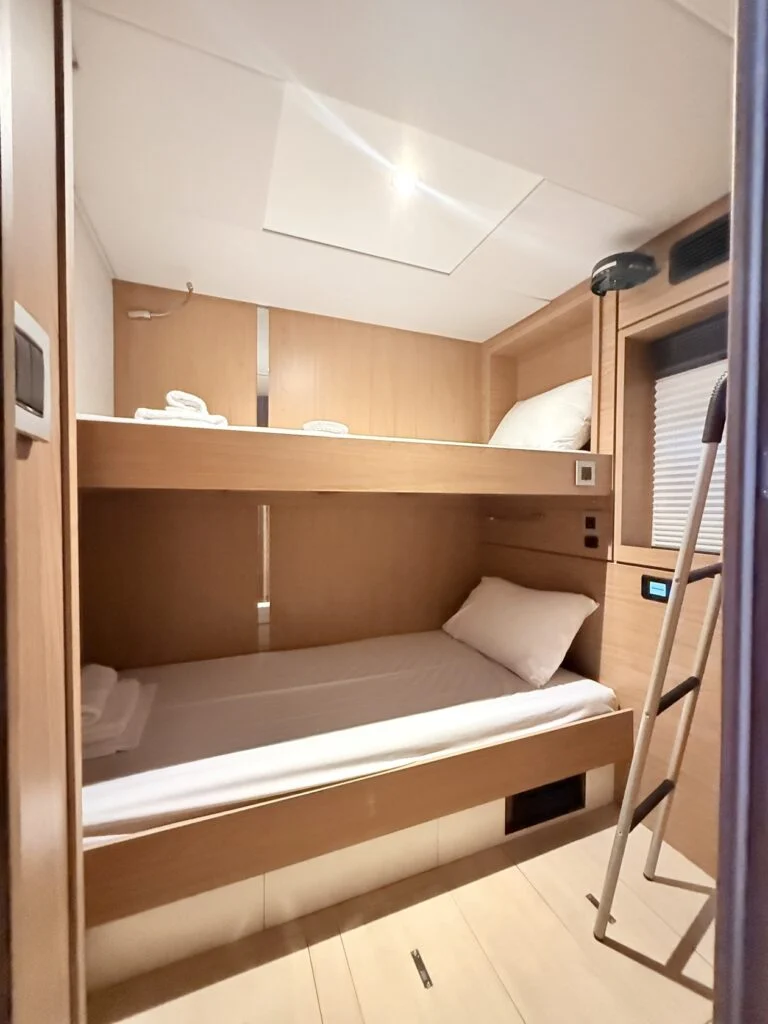 Selena — Bali 4.8 — EGOcharter - Selena Bali 4.8 - Catamaran for charter in Greece