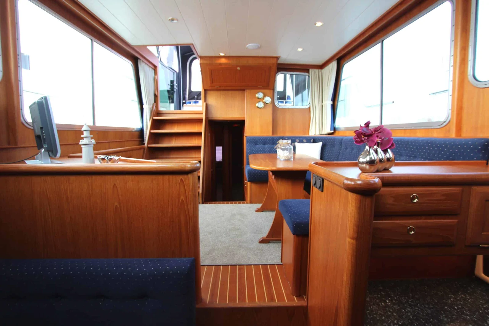 Motoryacht Nienke — operator photograph