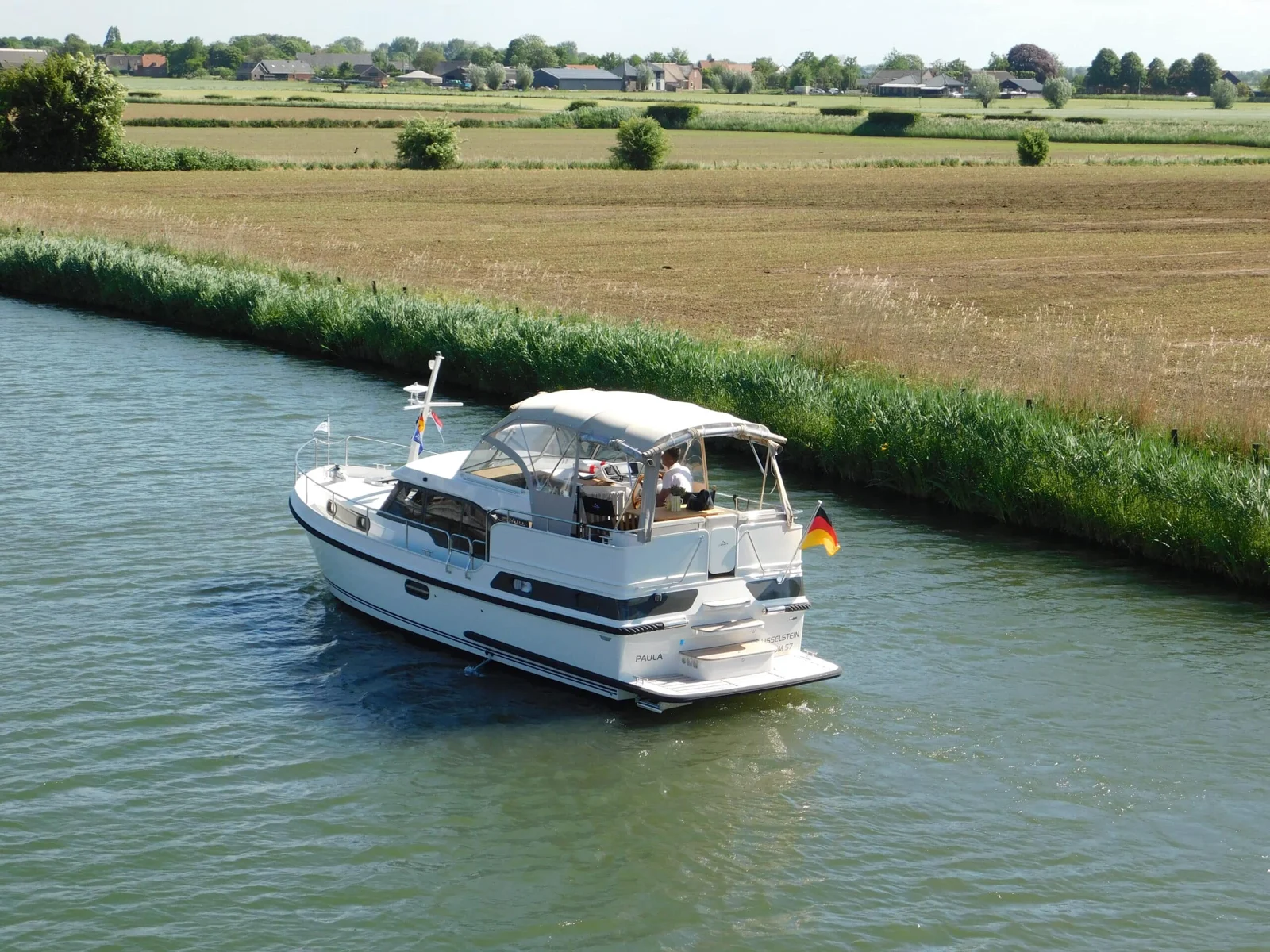 Motoryacht Paula — operator photograph