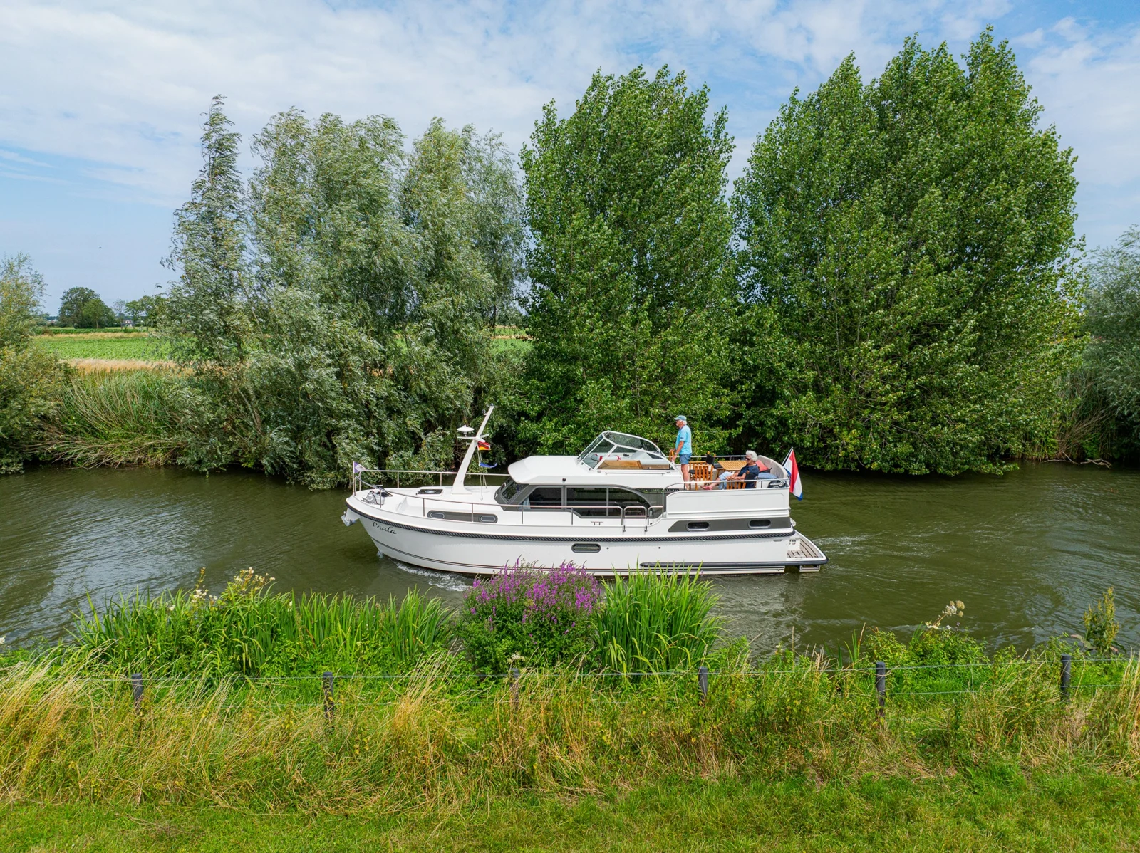 Motoryacht Paula — operator photograph