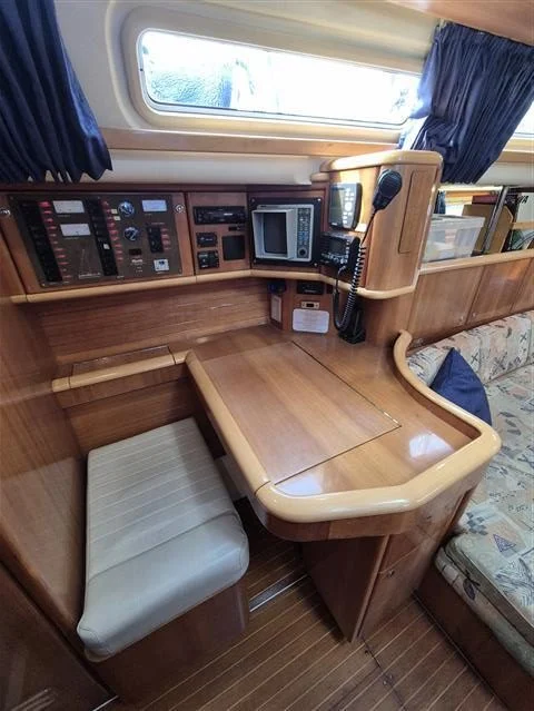 Aurora IV — 7. Aurora nav station