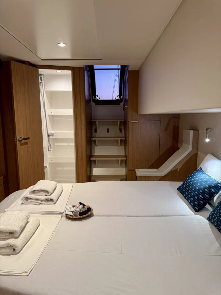 Aura — Bali 4.8 — EGOcharter - Aura Bali 4.8 - Catamaran for charter in Greece