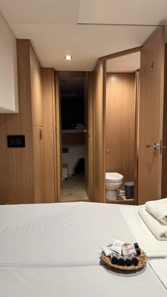 Aura — Bali 4.8 — EGOcharter - Aura Bali 4.8 - Catamaran for charter in Greece