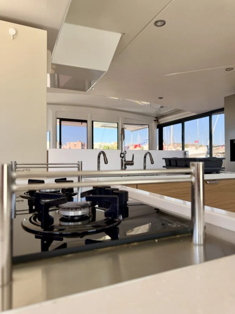 Oksy — Bali 4.8 — Oksy - Bali 4.8 catamaran for charter in Greece