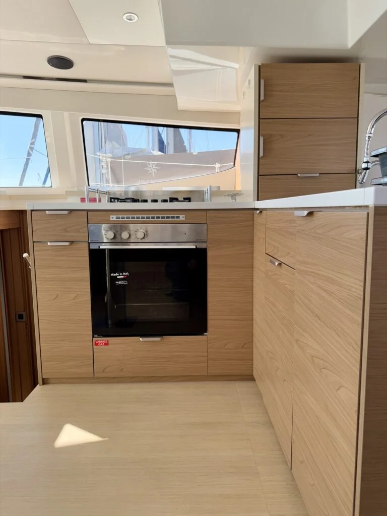 Oksy — Bali 4.8 — Oksy - Bali 4.8 catamaran for charter in Greece