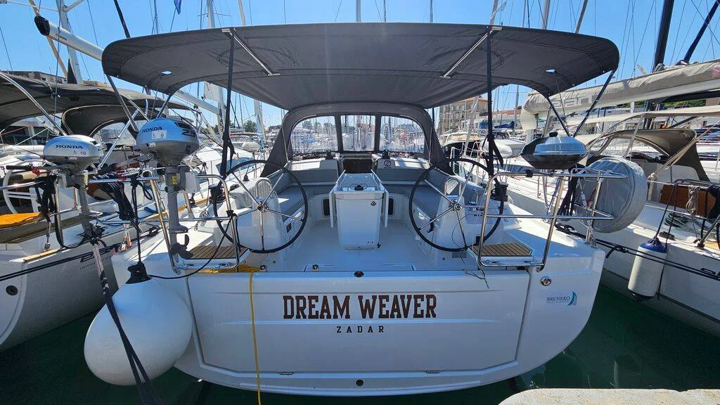 Dream Weaver — Oceanis 40.1