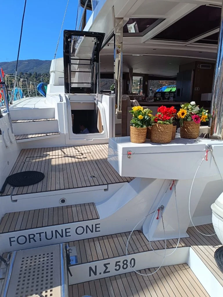 Fortune One — Bali 5.4 — EGOcharter - Bali 5.4 catamaran - Fortune One
