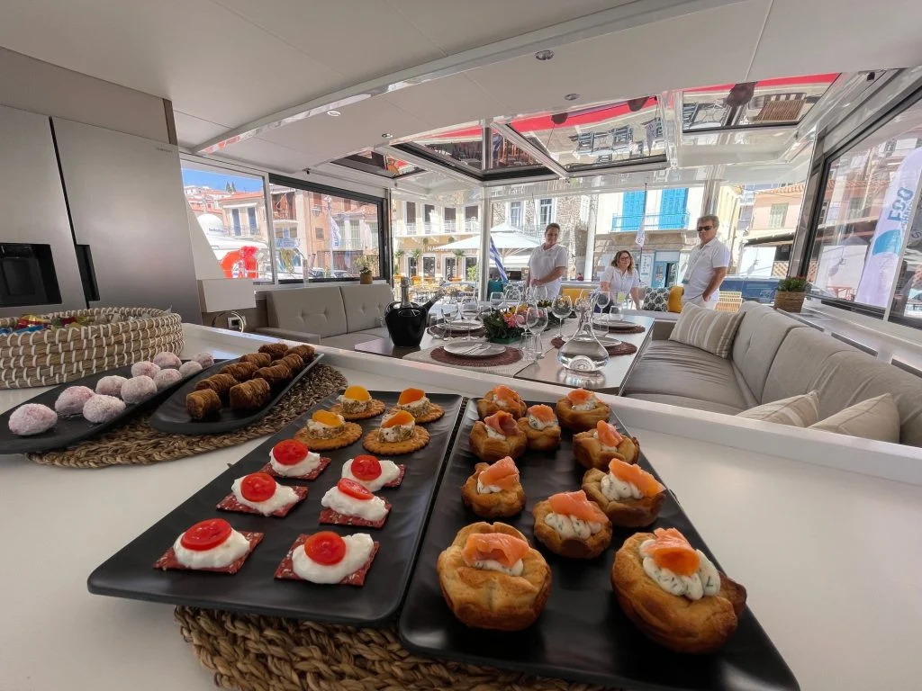 Fortune One — Bali 5.4 — EGOcharter - Bali 5.4 catamaran - Fortune One