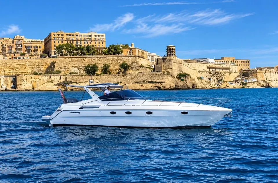 Cranchi Mediterranée 43 Motor Yacht