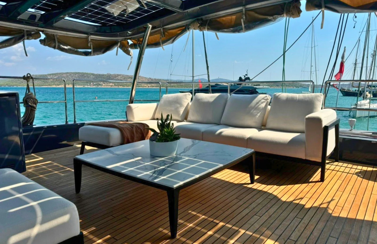 Ksenia — Sunreef 60 — EGOcharter - Sunreef 60 Ksenia for charter in Greece