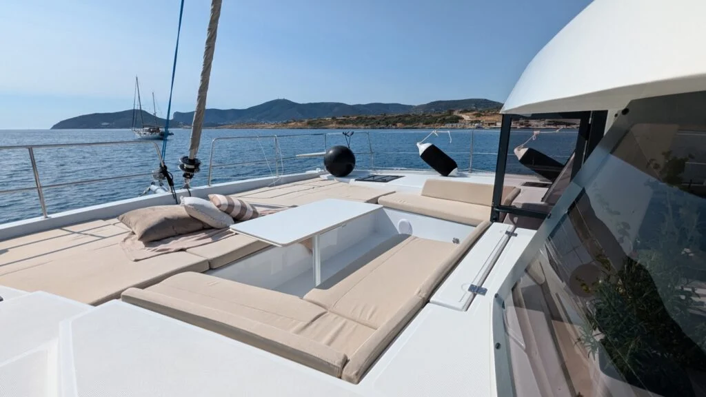 Leo — Bali 4.2 — EGOcharter - Bali 4.2 LEO for charter in Greece