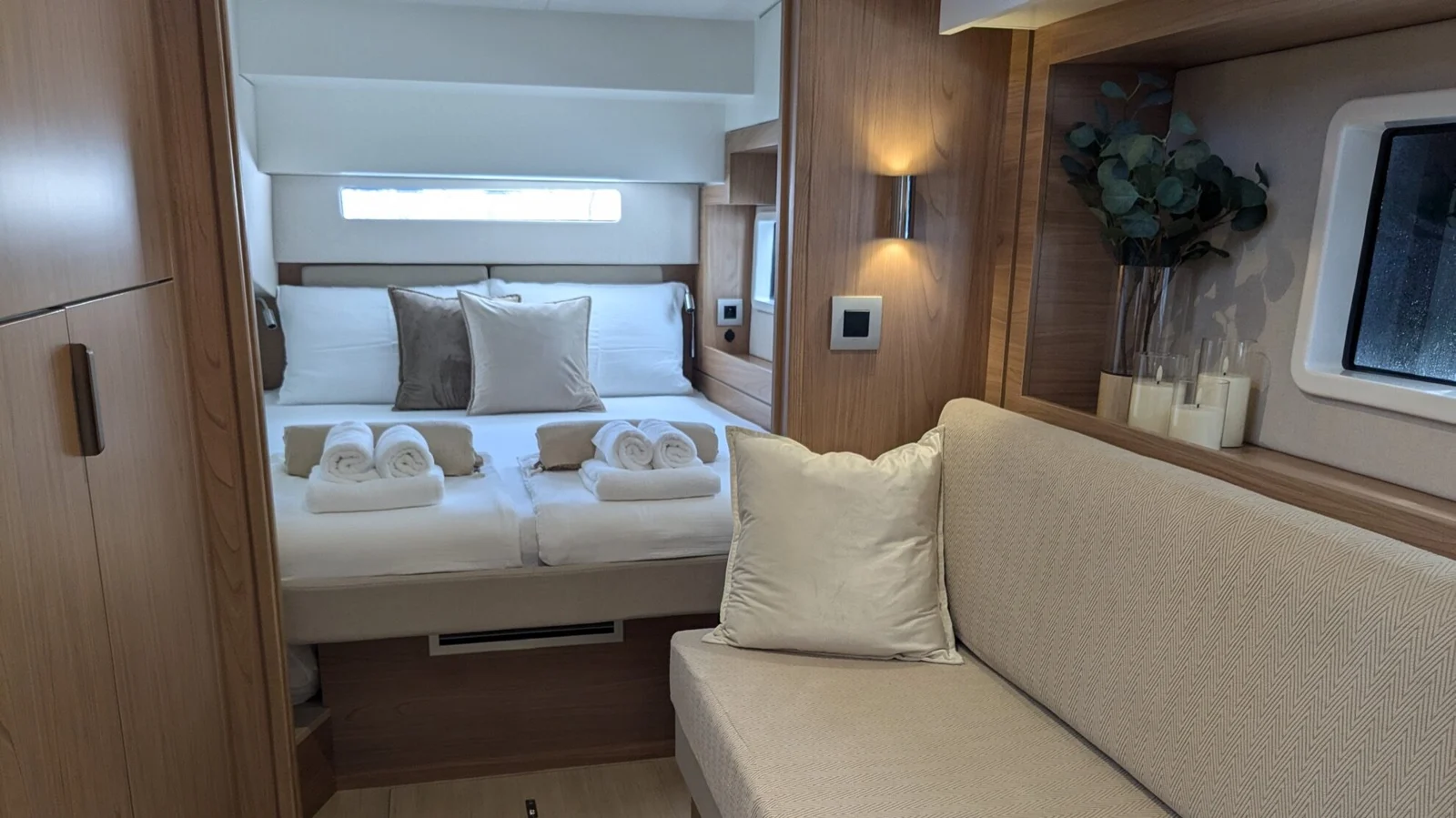 Leo — Bali 4.2 — EGOcharter - Bali 4.2 LEO for charter in Greece