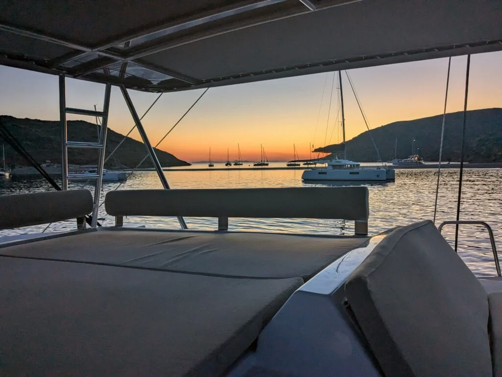 Leo — Bali 4.2 — EGOcharter - Bali 4.2 LEO for charter in Greece
