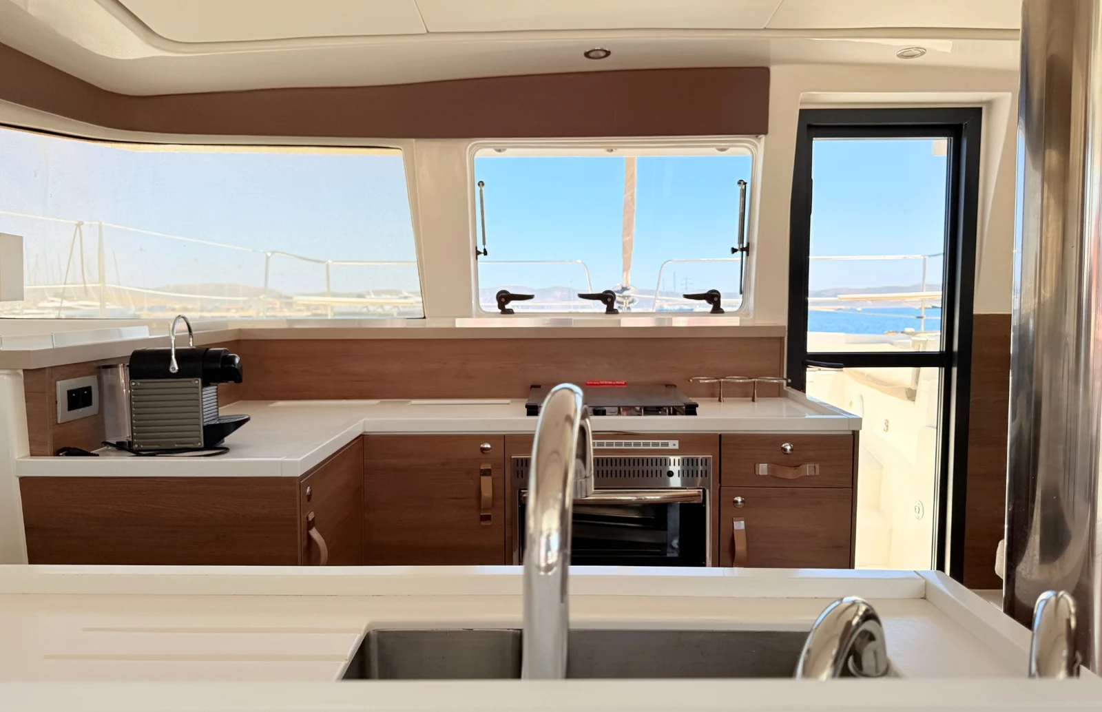 Julia — Bali 4.2 — EGOcharter - Julia Bali 4.2 - Catamaran for charter in Greece