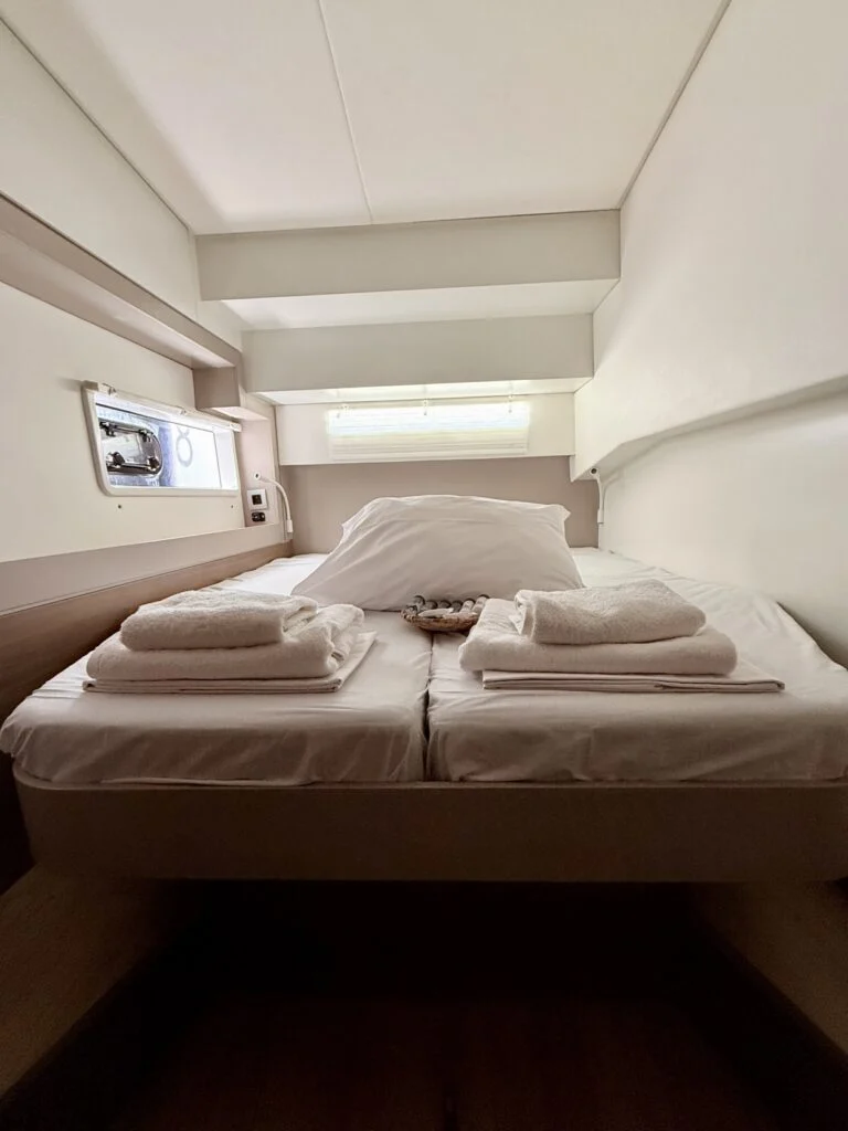 Julia — Bali 4.2 — EGOcharter - Julia Bali 4.2 - Catamaran for charter in Greece