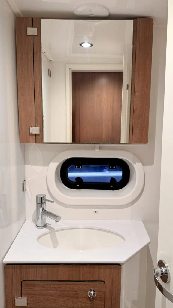 Julia — Bali 4.2 — EGOcharter - Julia Bali 4.2 - Catamaran for charter in Greece