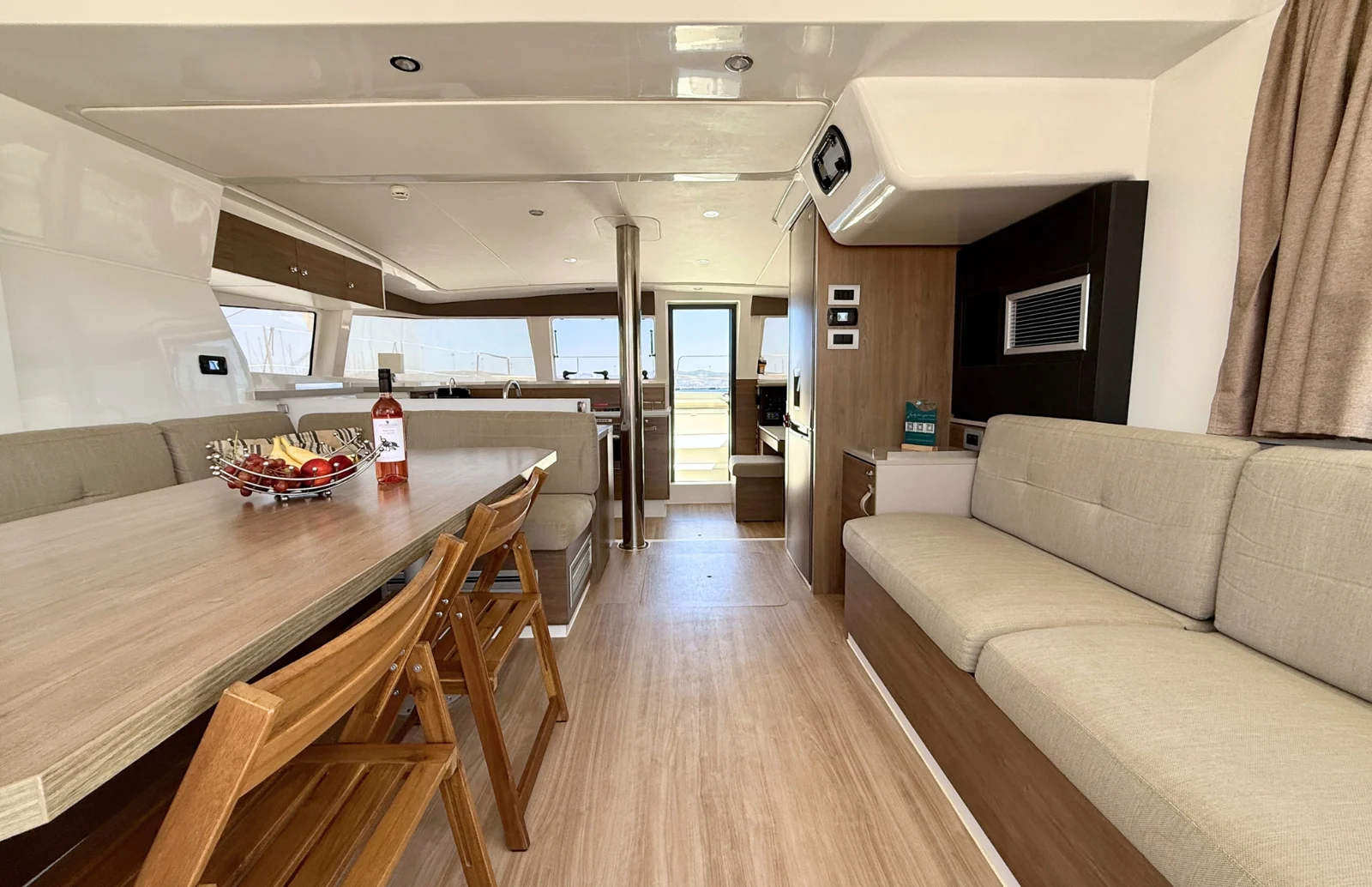 Julia — Bali 4.2 — EGOcharter - Julia Bali 4.2 - Catamaran for charter in Greece