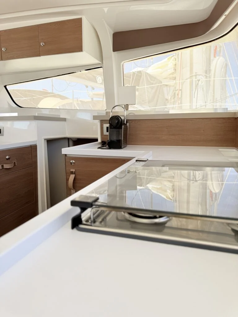 Julia — Bali 4.2 — EGOcharter - Julia Bali 4.2 - Catamaran for charter in Greece